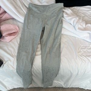 Mono B Gray Patterned Leggings